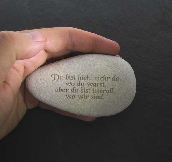 Stein in der Hand Variante